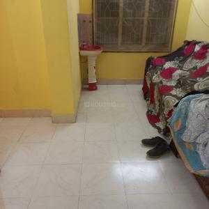 Bedroom Image of 700 Sq.ft 2 BHK Apartment / Flat for sale in Regent Park Kolkata for Rs. 3500000
