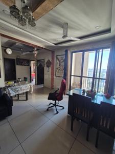 Hall Image of 1225 Sq.ft 2 BHK Apartment / Flat for rent in Darshanam Central Park, Sayajiganj Vadodara for Rs. 28000