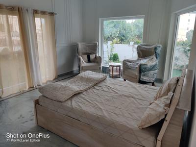 Bedroom Image of 6795 Sq.ft 4 BHK Villa for sale in Mussoorie Road Dehradun for Rs. 100000000
