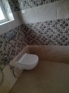Bathroom Image of 2200 Sq.ft 4 BHK Apartment / Flat for sale in Kalighat Kolkata for Rs. 25200000