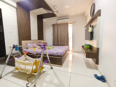 Bedroom Image of 1500 Sq.ft 3 BHK Apartment / Flat for rent in New Alkapuri Vadodara for Rs. 32000