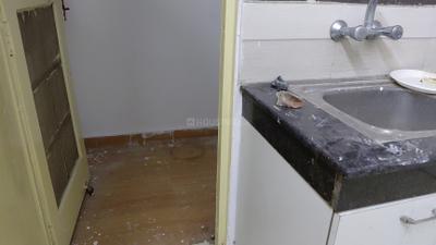 Kitchen Image of 1650 Sq.ft 3 BHK Apartment / Flat for rent in Sushant Golf City Lucknow for Rs. 18000