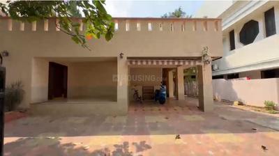Image of 3000 Sq.ft 4 BHK Independent House for sale in Kukatpally, Hyderabad for Rs. 100000000