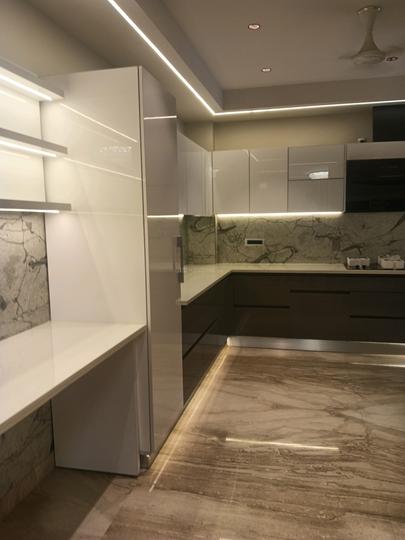 Sector 25, DLF Phase 2 Main Image 1