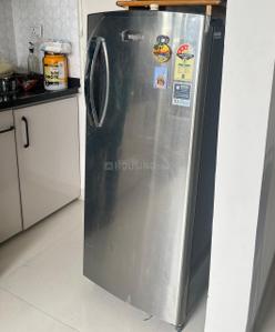 Kitchen Image of 1050 Sq.ft 2 BHK Builder Floor for rent in Scheme No 114 Indore for Rs. 24500