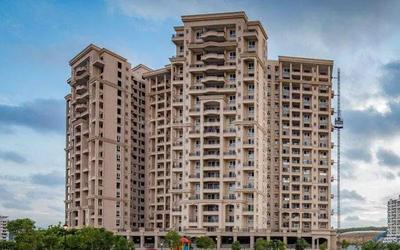 Image of 1024 Sq.ft 2 BHK Apartment / Flat for sale in K Raheja Sterling, Mohammed Wadi, Pune for Rs. 10000000