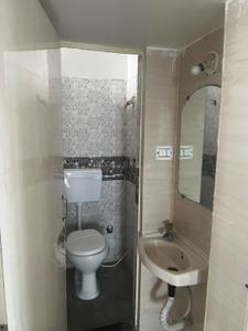 Bathroom Image of 778 Sq.ft 2 BHK Apartment / Flat for rent in Banda Nawaz Nagar Nagpur for Rs. 14000