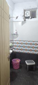 Bathroom Image of 1150 Sq.ft 2 BHK Apartment / Flat for rent in Jubilee Hills Hyderabad for Rs. 32000