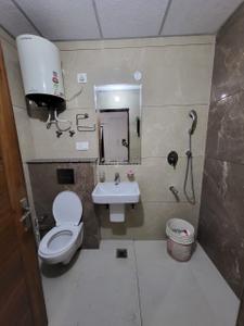 Bathroom Image of 903 Sq.ft 2 BHK Apartment / Flat for rent in Gillco Palms, Sector 115 Mohali for Rs. 25000