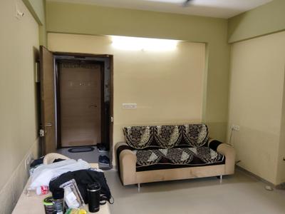 Living Room Image of 578 Sq.ft 2 BHK Apartment / Flat for sale in Bakeri Shaunak, Juhapura Ahmedabad for Rs. 5051000