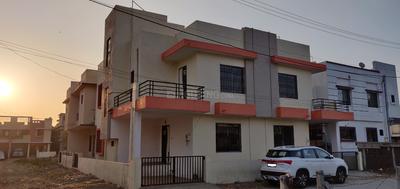 Image of 2000 Sq.ft 3 BHK Duplex for rent in Saran, Vapi for Rs. 12000