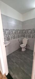 Bathroom Image of 1817 Sq.ft 3 BHK Apartment / Flat for sale in Ernakulam South Kochi for Rs. 13600000