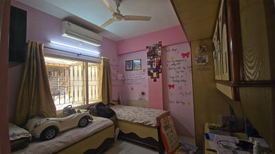 Bedroom Image of 972 Sq.ft 2 BHK Apartment / Flat for sale in Paldi Ahmedabad for Rs. 8500000
