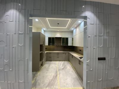 Kitchen Image of 2250 Sq.ft 4 BHK Penthouse for sale in Model Town New Delhi for Rs. 60000000