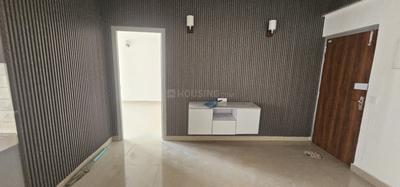 Bathroom Image of 1050 Sq.ft 2 BHK Apartment / Flat for rent in Suncity Avenue 76, Sector 76 Gurgaon for Rs. 24000
