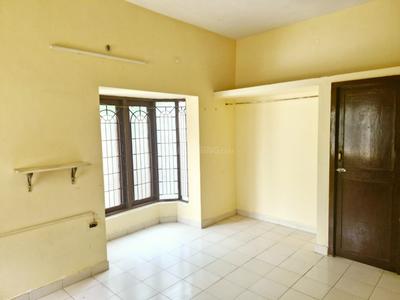 Bedroom Image of 1500 Sq.ft 3 BHK Independent House for rent in Valasaravakkam Chennai for Rs. 30000