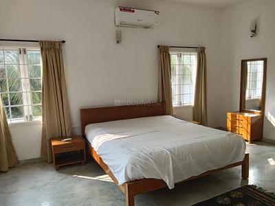 Bedroom Image of 5000 Sq.ft 4 BHK Independent House for rent in Panaiyur, Sholinganallur Chennai for Rs. 250000