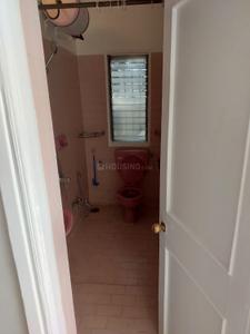 Bathroom Image of 1250 Sq.ft 2 BHK Apartment / Flat for rent in Koregaon Park Pune for Rs. 65000