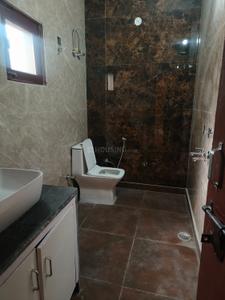 Image of 2000 Sq.ft 3 BHK Independent House for rent in Sector 48, Noida for Rs. 36000