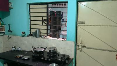 Kitchen Image of 1200 Sq.ft 2 BHK Builder Floor for rent in Pushpa Nagar Bhopal for Rs. 50000