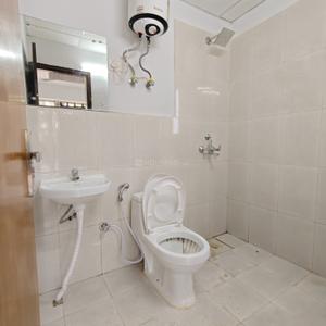 Image of 750 Sq.ft 2 BHK Apartment / Flat for sale in Pyramid Midtown, Sector 59, Gurgaon for Rs. 10000000