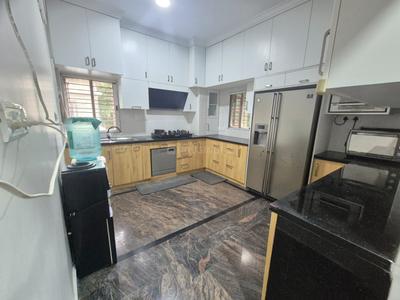 Kitchen Image of 2400 Sq.ft 3 BHK Independent House for rent in HSR Layout Bengaluru for Rs. 120000