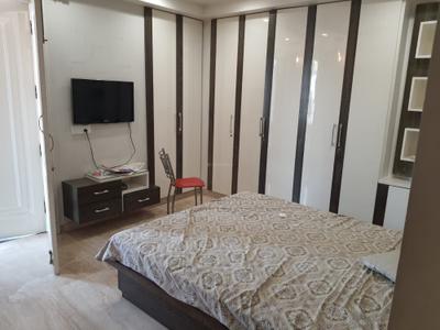 Bedroom Image of 2700 Sq.ft 4 BHK Builder Floor for sale in Mansarover Garden New Delhi for Rs. 45000000