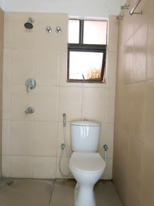 Common Bathroom Image of 940 Sq.ft 2 BHK Apartment / Flat for sale in DTC Southern Heights, Pailan Kolkata for Rs. 5500000