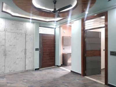 Living Room Image of 1350 Sq.ft 3 BHK Builder Floor for sale in BPTP District, Sector 81 Faridabad for Rs. 15000000