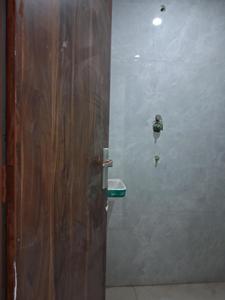 Common Bathroom Image of 1050 Sq.ft 2 BHK Apartment / Flat for sale in GCM Gomati Apartment by GCM Infra, Sector 49 Noida for Rs. 3500000