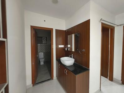 Image of 1500 Sq.ft 2 BHK Apartment / Flat for rent in Puppalaguda, Hyderabad for Rs. 33000