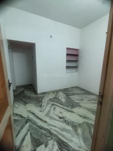 Bedroom Image of 400 Sq.ft 1 BHK Apartment / Flat for rent in S Alangulam Madurai for Rs. 7500