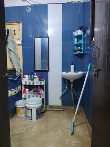 Common Bathroom Image of 900 Sq.ft 3 BHK Builder Floor for sale in Chhattarpur New Delhi for Rs. 5000000