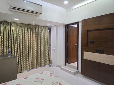 Bedroom Image of 3000 Sq.ft 4 BHK Apartment / Flat for sale in DLH Square, Juhu Mumbai for Rs. 150000000