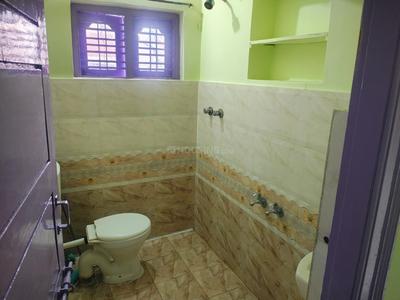 Bathroom Image of 800 Sq.ft 2 BHK Independent House for rent in Azad Nagar Bengaluru for Rs. 16000