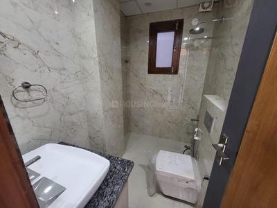Bathroom Image of 2018 Sq.ft 3.5 BHK Apartment / Flat for sale in M3M Skywalk, Sector 74 Gurgaon for Rs. 27600000