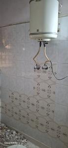 Bathroom Image of 1500 Sq.ft 3 BHK Apartment / Flat for sale in DDA Flats Sarita Vihar, Sarita Vihar New Delhi for Rs. 29500000