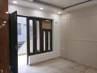 Bedroom Image of 1820 Sq.ft 3 BHK Builder Floor for rent in Shahdara New Delhi for Rs. 40000