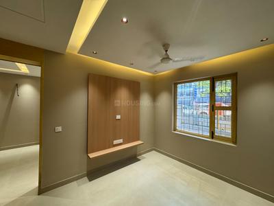 Bedroom Image of 1400 Sq.ft 3 BHK Builder Floor for sale in Janakpuri New Delhi for Rs. 23000000