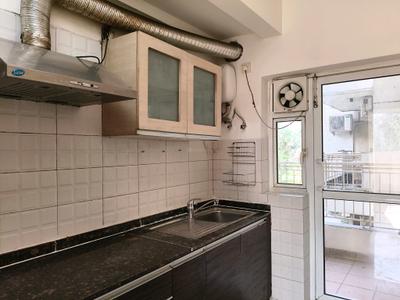 Kitchen Image of 1900 Sq.ft 3 BHK Apartment / Flat for sale in Bestech Park View Spa Next, Sector 67 Gurgaon for Rs. 32500000