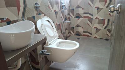 Image of 1250 Sq.ft 3.5 BHK Apartment / Flat for sale in Andheri West, Mumbai for Rs. 40000000