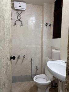 Bathroom Image of 2300 Sq.ft 3 BHK Apartment / Flat for rent in Colaba Mumbai for Rs. 500000