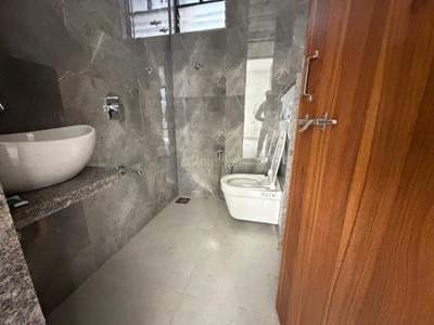 Image of 1850 Sq.ft 3 BHK Apartment / Flat for sale in Dharti Skyline, Jagatpur, Ahmedabad for Rs. 7700000