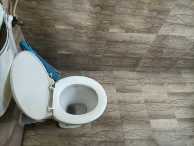 Bathroom Image of 1115 Sq.ft 2 BHK Apartment / Flat for rent in Radha Apartment, Aundh Pune for Rs. 29000