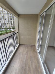 Balcony Image of 1900 Sq.ft 4 BHK Apartment / Flat for sale in Dosti Greenscapes Phase 3, Hadapsar Pune for Rs. 18100000