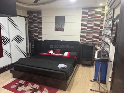 Bedroom Image of 2750 Sq.ft 4 BHK Builder Floor for sale in Paschim Vihar New Delhi for Rs. 50000000