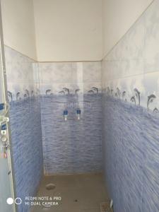 Bathroom Image of 500 Sq.ft 2 BHK Builder Floor for rent in Shukla Ganj Kanpur for Rs. 5000