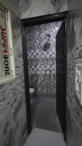 Bathroom Image of 600 Sq.ft 1 BHK Builder Floor for rent in Hari Nagar New Delhi for Rs. 16000