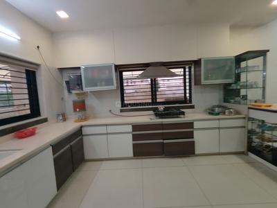Kitchen Image of 5180 Sq.ft 5 BHK Villa for sale in Thaltej Ahmedabad for Rs. 80000000