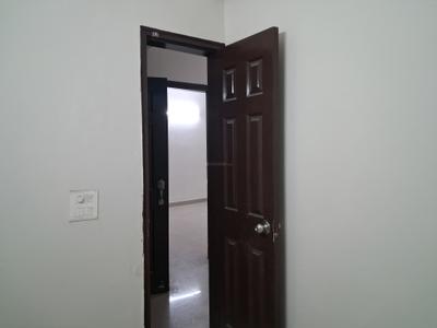 Servant Room Image of 1685 Sq.ft 3 BHK Apartment / Flat for sale in Paramount Floraville, Kulesara Noida for Rs. 21000000